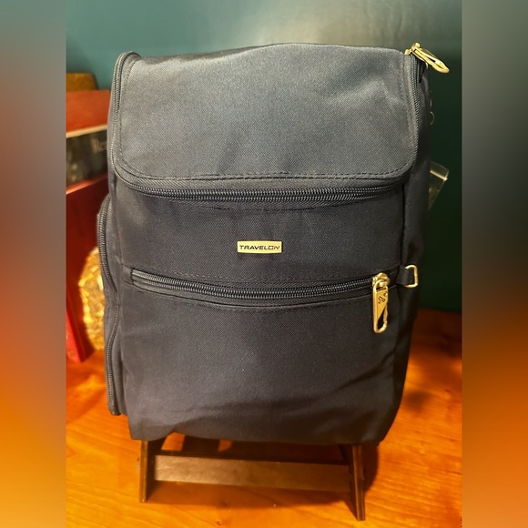 NEW Travelon Classic Convertible Backpack / Shoulder Bag for Traveling Security - Picture 6 of 13